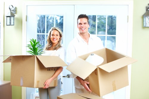 Local Manandvan Norbury removalists transporting a family’s belongings